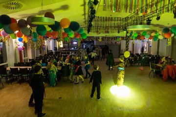 Bild 16 - Jugend-Latuff